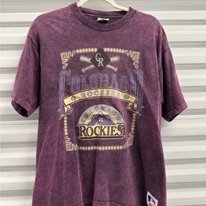 Vintage 1990s Colorado Rockies licensed by Nutmeg T-Shirt Single Stitch